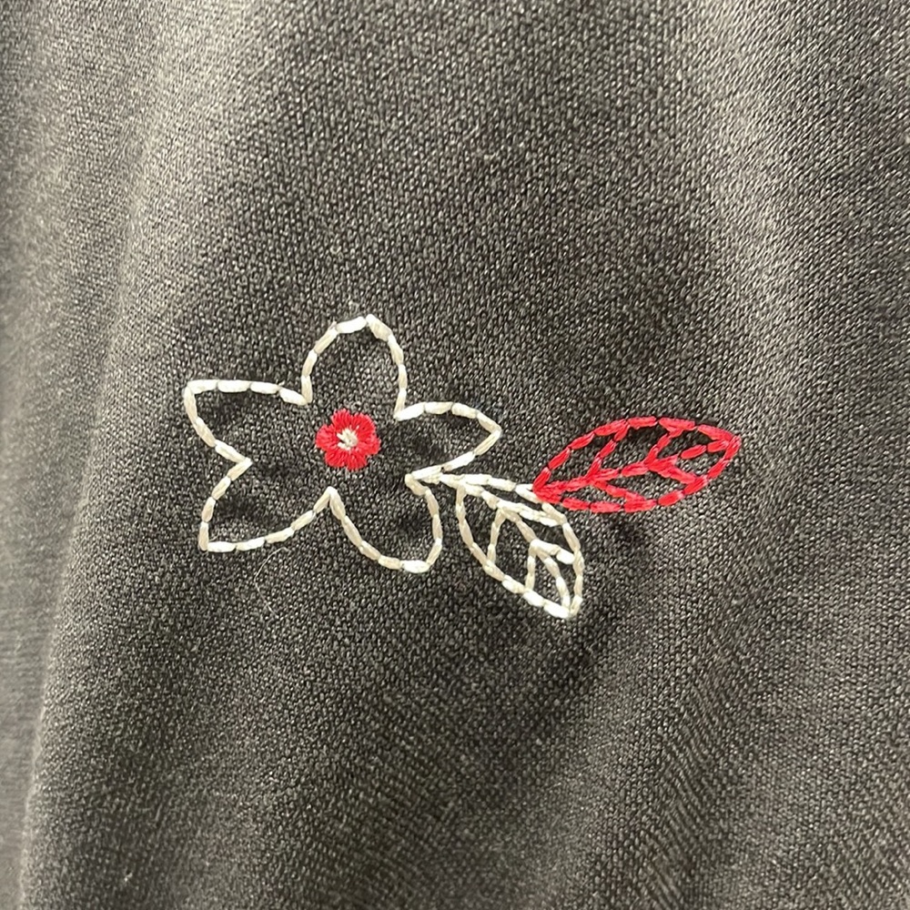 BonWorth Black Embroidered Floral Pullover Sweatshirt Small - Picture 5 of 12